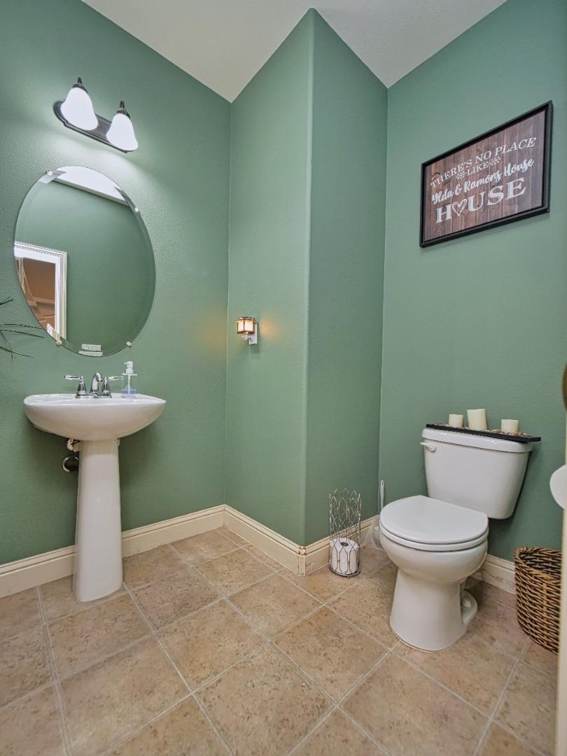 Detail Gallery Image 71 of 147 For 26572 Atepa Ln, Thornton,  CA 95686 - 5 Beds | 3/1 Baths