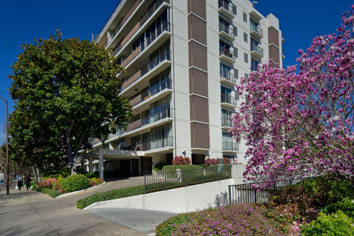 Detail Gallery Image 1 of 1 For 1330 University Dr #55,  Menlo Park,  CA 94025 - 3 Beds | 2 Baths