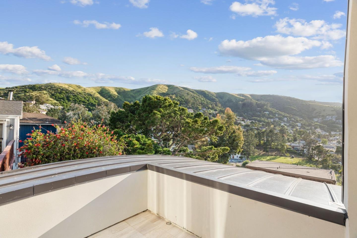 Detail Gallery Image 64 of 77 For 219 Tulare St, Brisbane,  CA 94005 - 3 Beds | 2/1 Baths