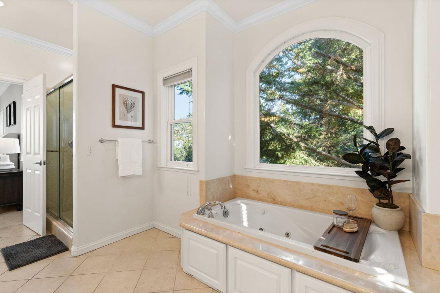 Detail Gallery Image 20 of 62 For 578 Hillside Rd, Redwood City,  CA 94062 - 6 Beds | 4/2 Baths