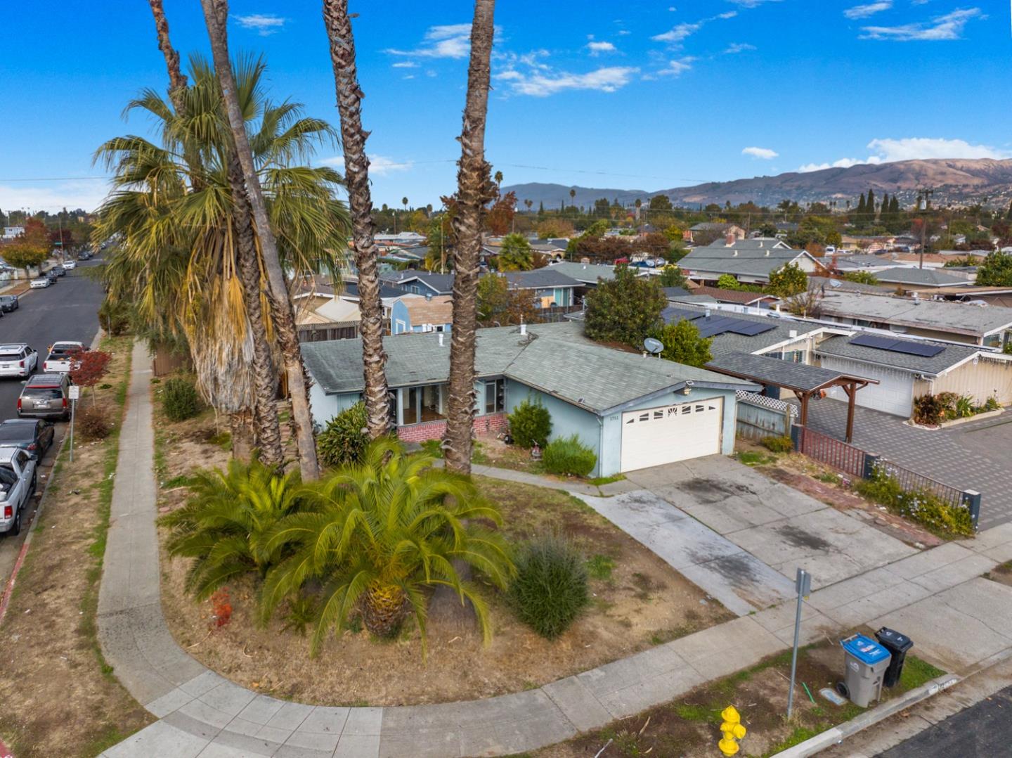 Detail Gallery Image 1 of 1 For 1751 Darwin Way, San Jose,  CA 95122 - 3 Beds | 2 Baths