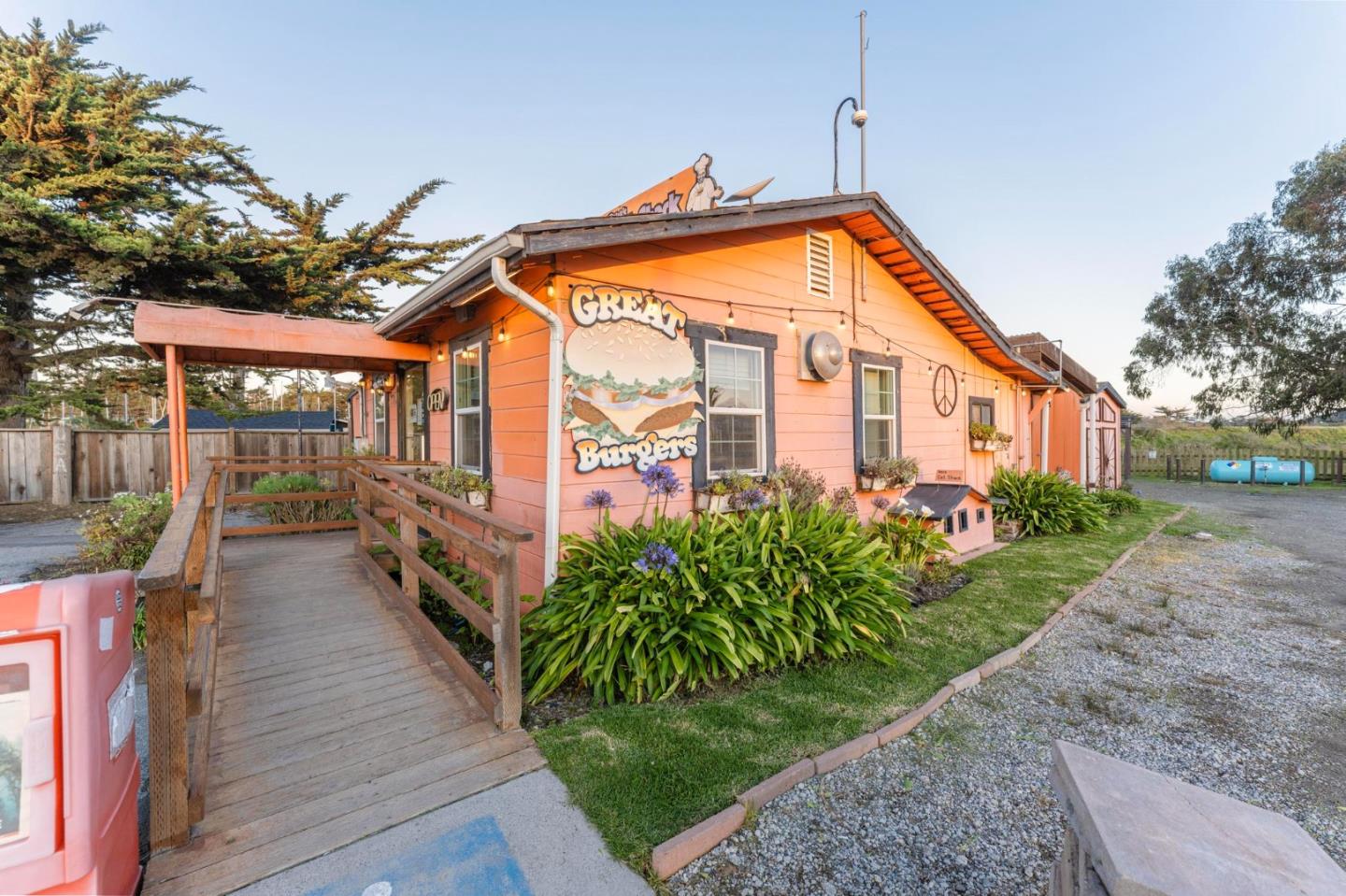 7921 Moss Landing Road, Moss Landing, CA 