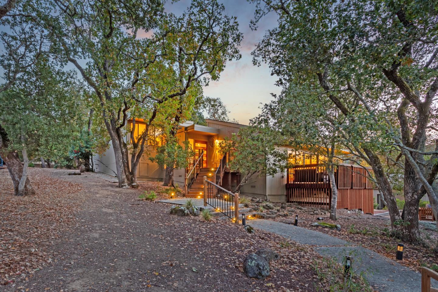 Detail Gallery Image 1 of 1 For 45 Buckeye, Portola Valley,  CA 94028 - 4 Beds | 2/1 Baths