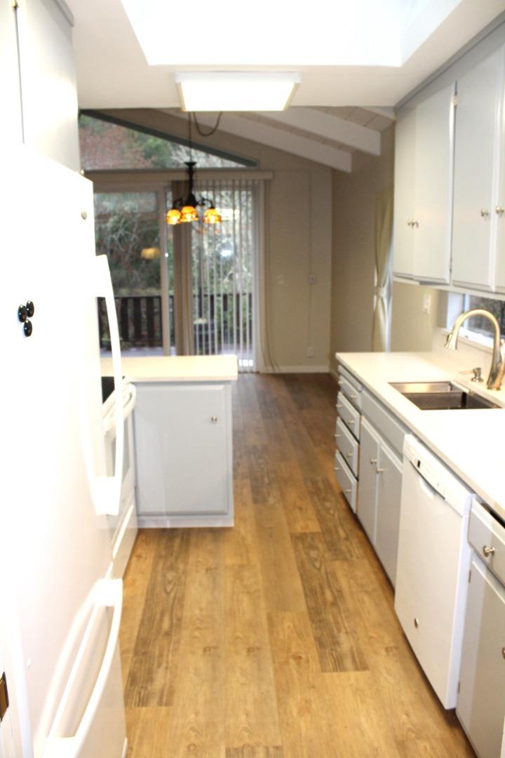 Detail Gallery Image 6 of 15 For 16621 Big Basin Way #8,  Boulder Creek,  CA 95006 - 2 Beds | 2 Baths