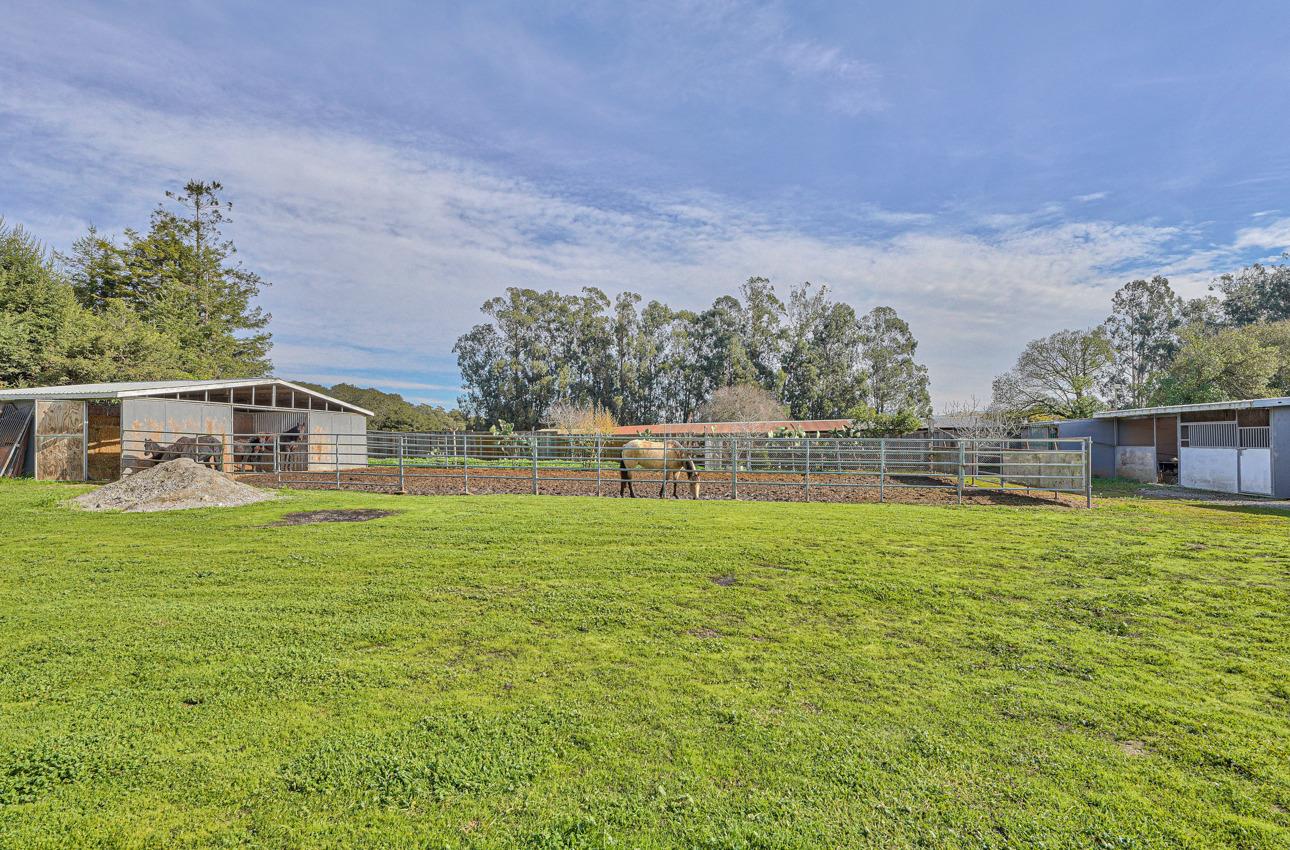 Detail Gallery Image 4 of 36 For 15780 Del Monte Farms Rd, Castroville,  CA 95012 - 3 Beds | 2 Baths