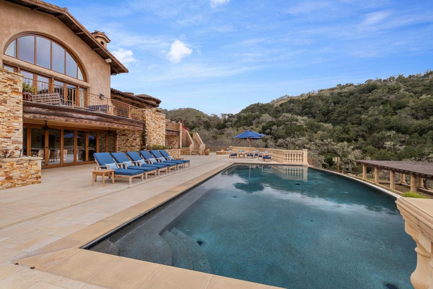 Detail Gallery Image 3 of 24 For 16 Vasquez Trail, Carmel,  CA 93923 - 9 Beds | 8/2 Baths