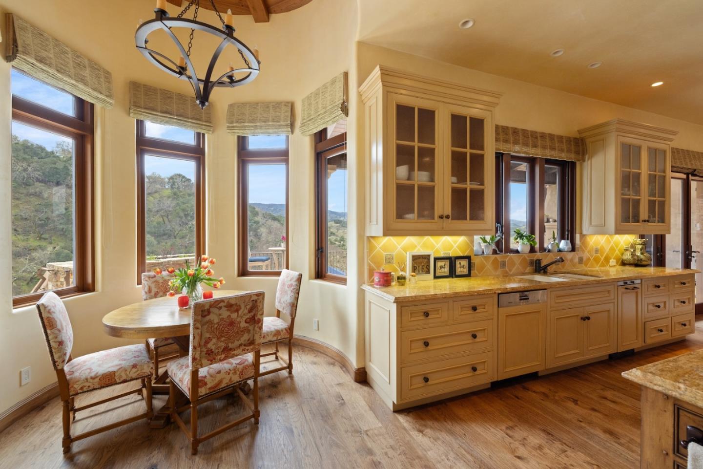 Detail Gallery Image 9 of 24 For 16 Vasquez Trl, Carmel,  CA 93923 - 5 Beds | 8/2 Baths