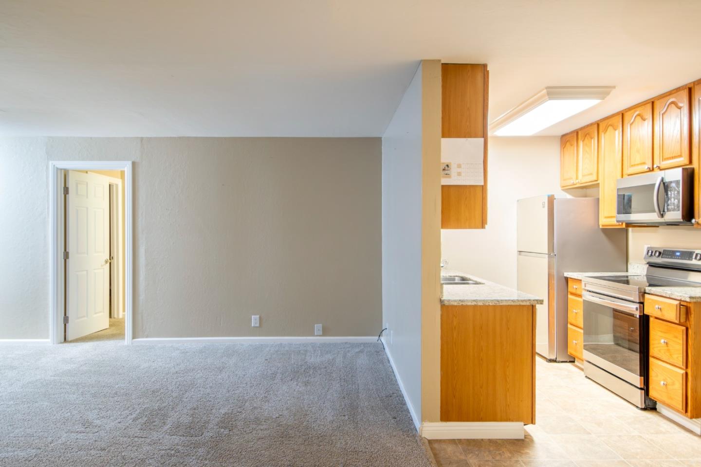 Detail Gallery Image 1 of 1 For 938 Kiely Blvd #H,  Santa Clara,  CA 95051 - 2 Beds | 1 Baths