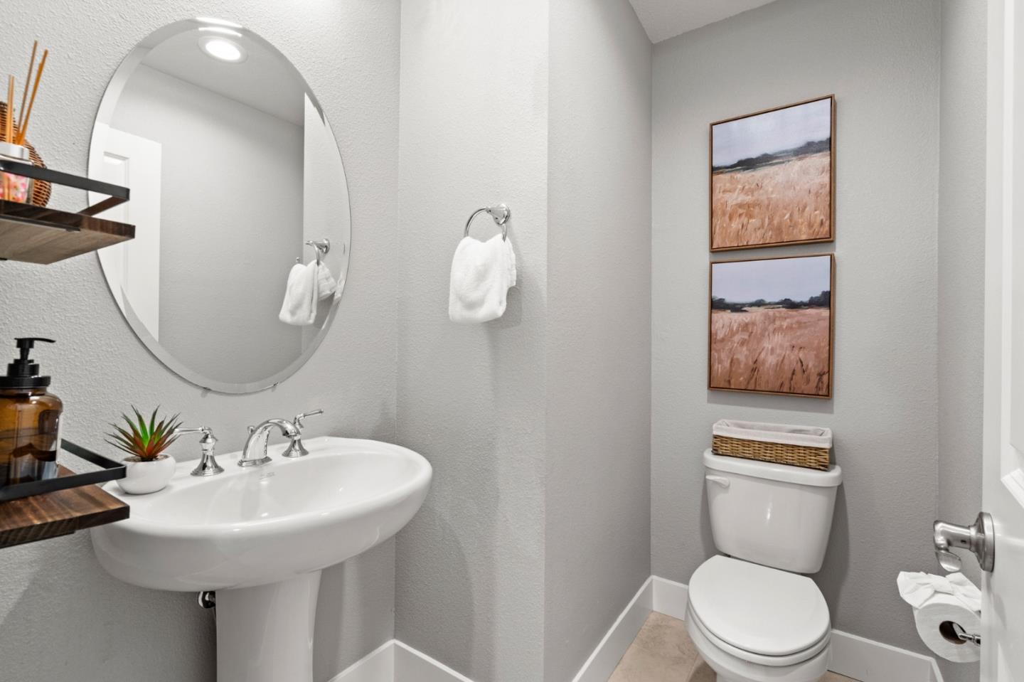 Detail Gallery Image 22 of 54 For 1080 Barberry Ter, Sunnyvale,  CA 94086 - 3 Beds | 2/1 Baths
