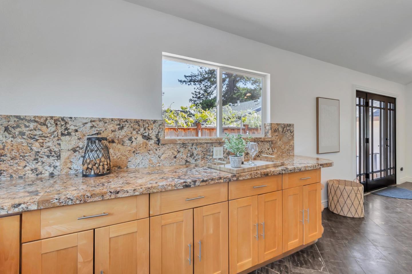 Detail Gallery Image 18 of 51 For 87 E Hillsdale Blvd, San Mateo,  CA 94403 - 3 Beds | 2 Baths