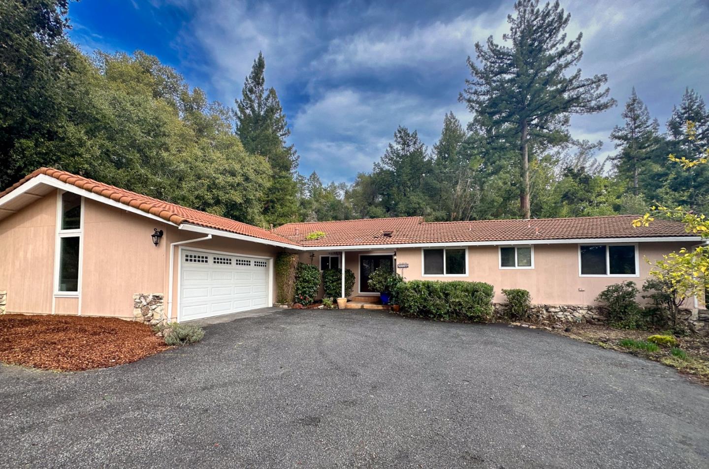 23386 Deerfield Rd, Los Gatos, CA 95033