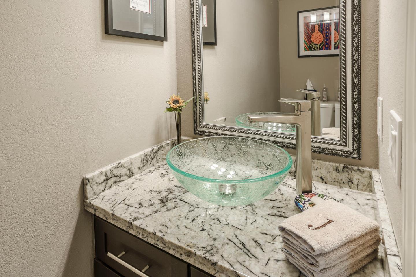 Detail Gallery Image 14 of 30 For 2253 Armada Way, San Mateo,  CA 94404 - 2 Beds | 2/1 Baths