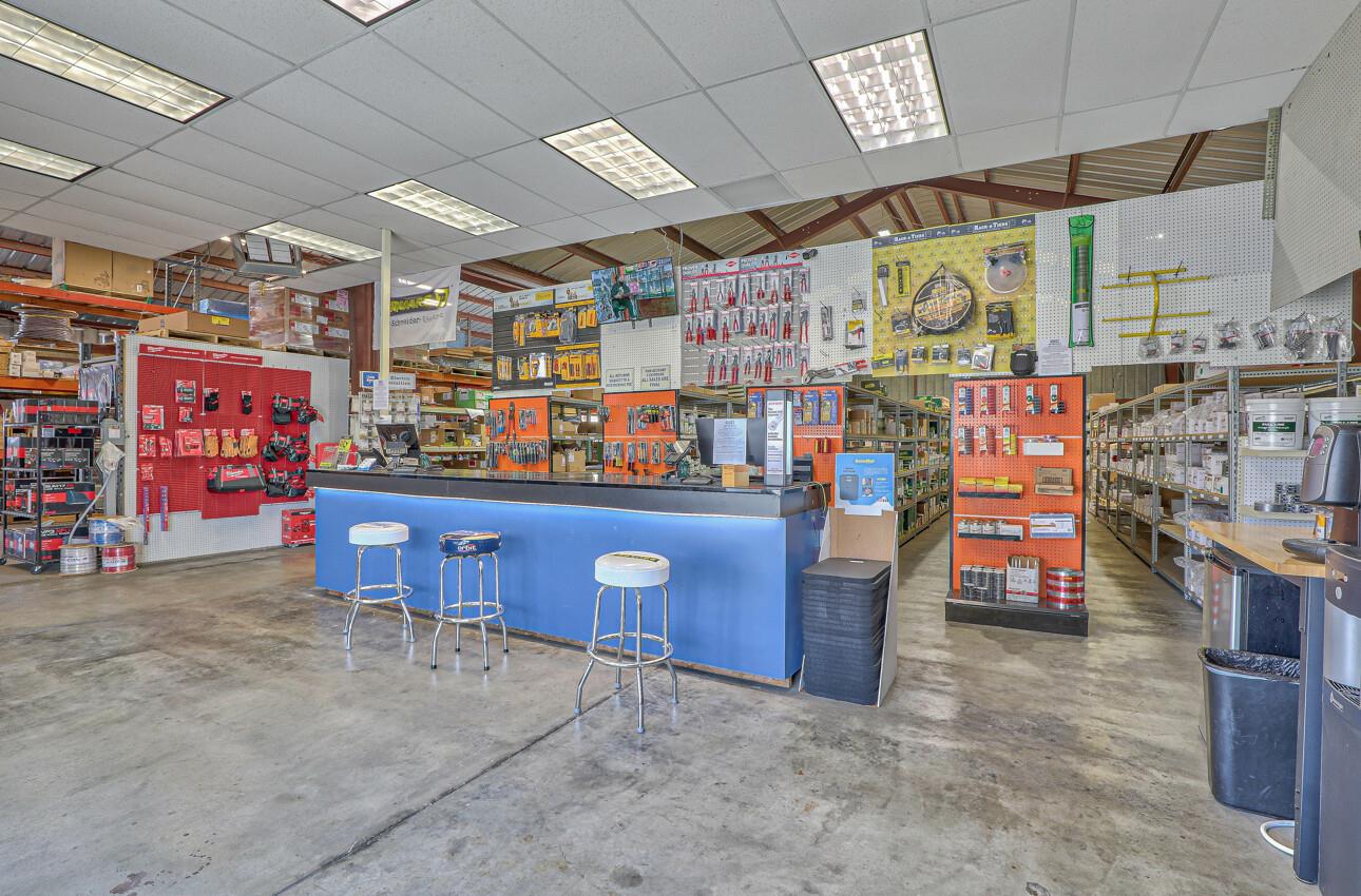 Detail Gallery Image 10 of 45 For 50 Chamberlain St, Salinas,  CA 93901 - – Beds | – Baths