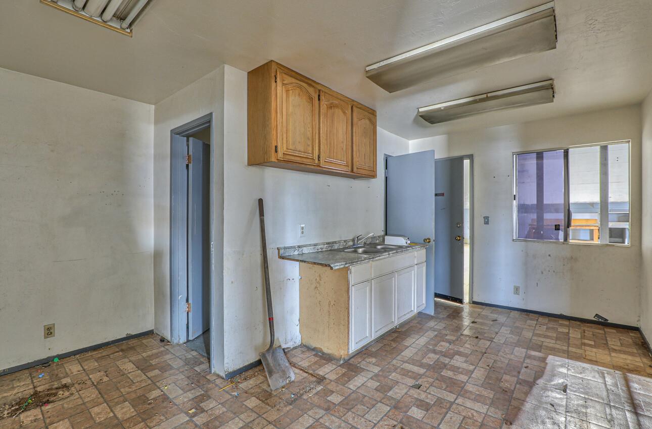 Detail Gallery Image 28 of 45 For 50 Chamberlain St, Salinas,  CA 93901 - – Beds | – Baths