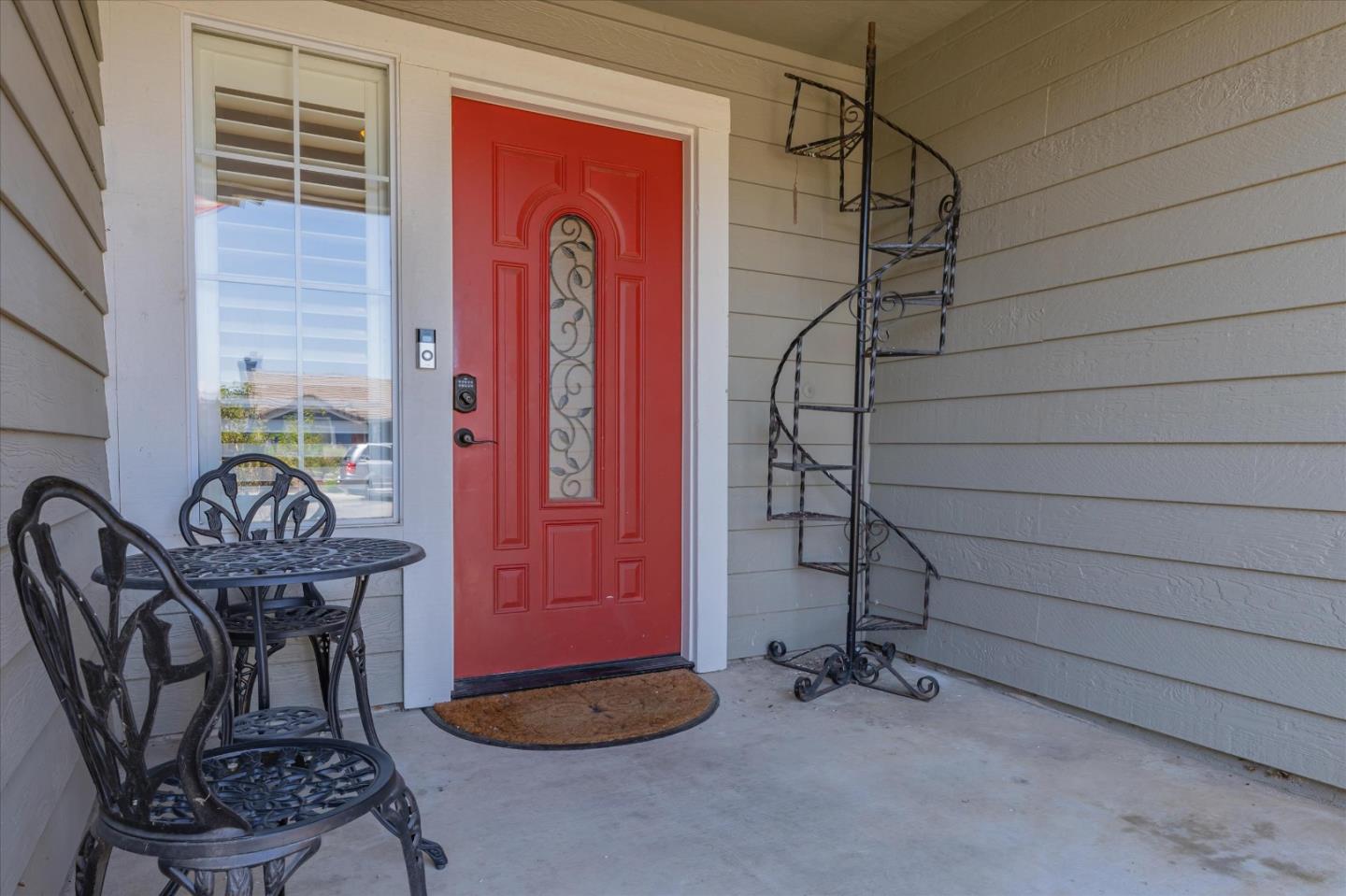 1931 Glarner St, Hollister, CA 95023 photo 2