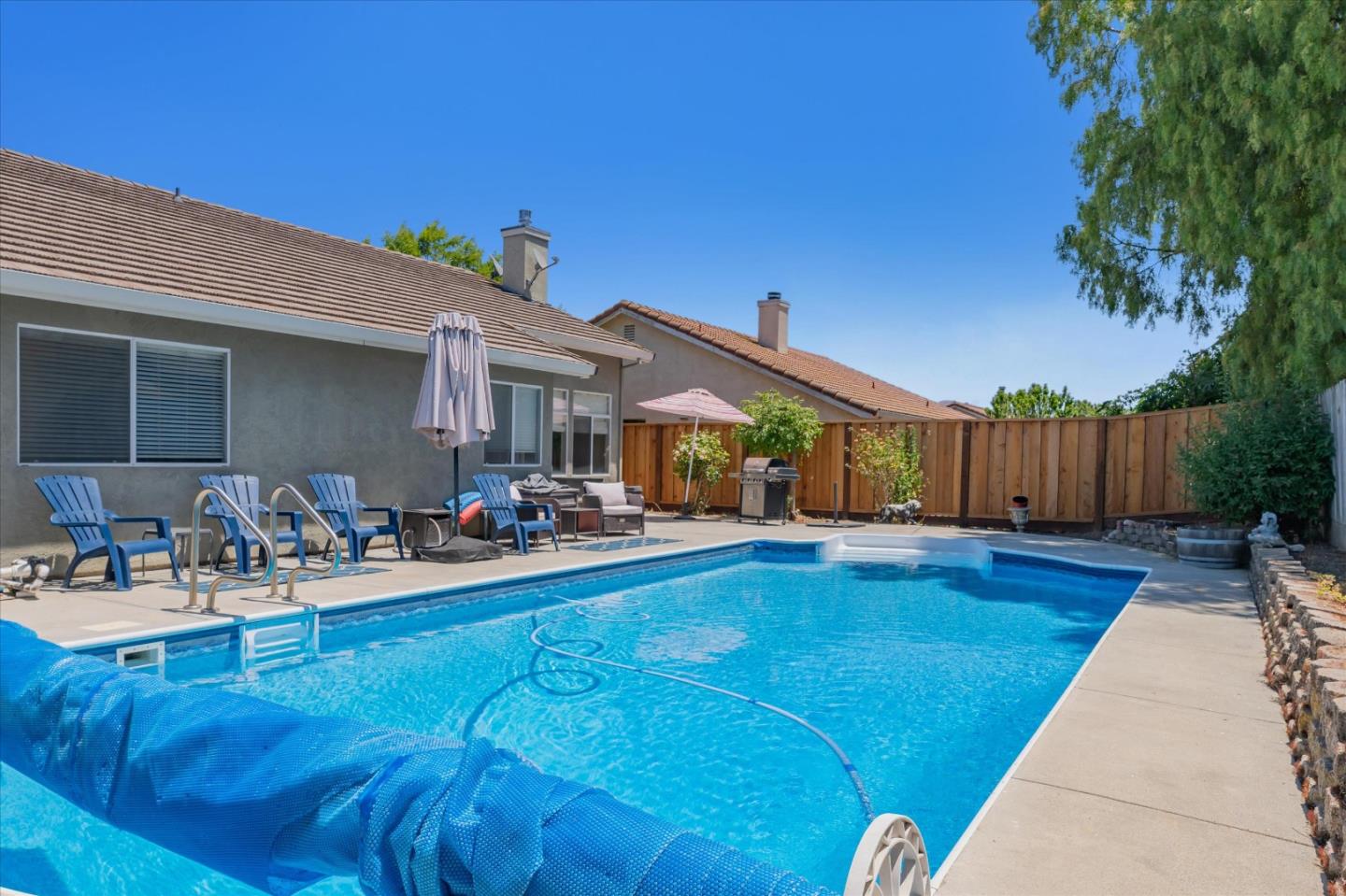1931 Glarner St, Hollister, CA 95023 photo 20