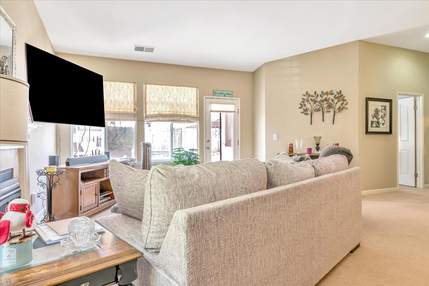1931 Glarner St, Hollister, CA 95023 photo 5