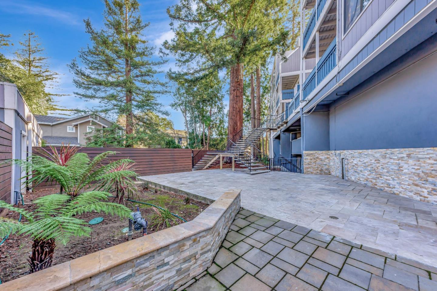 Detail Gallery Image 29 of 33 For 725 Mariposa Ave #306,  Mountain View,  CA 94041 - 2 Beds | 2 Baths