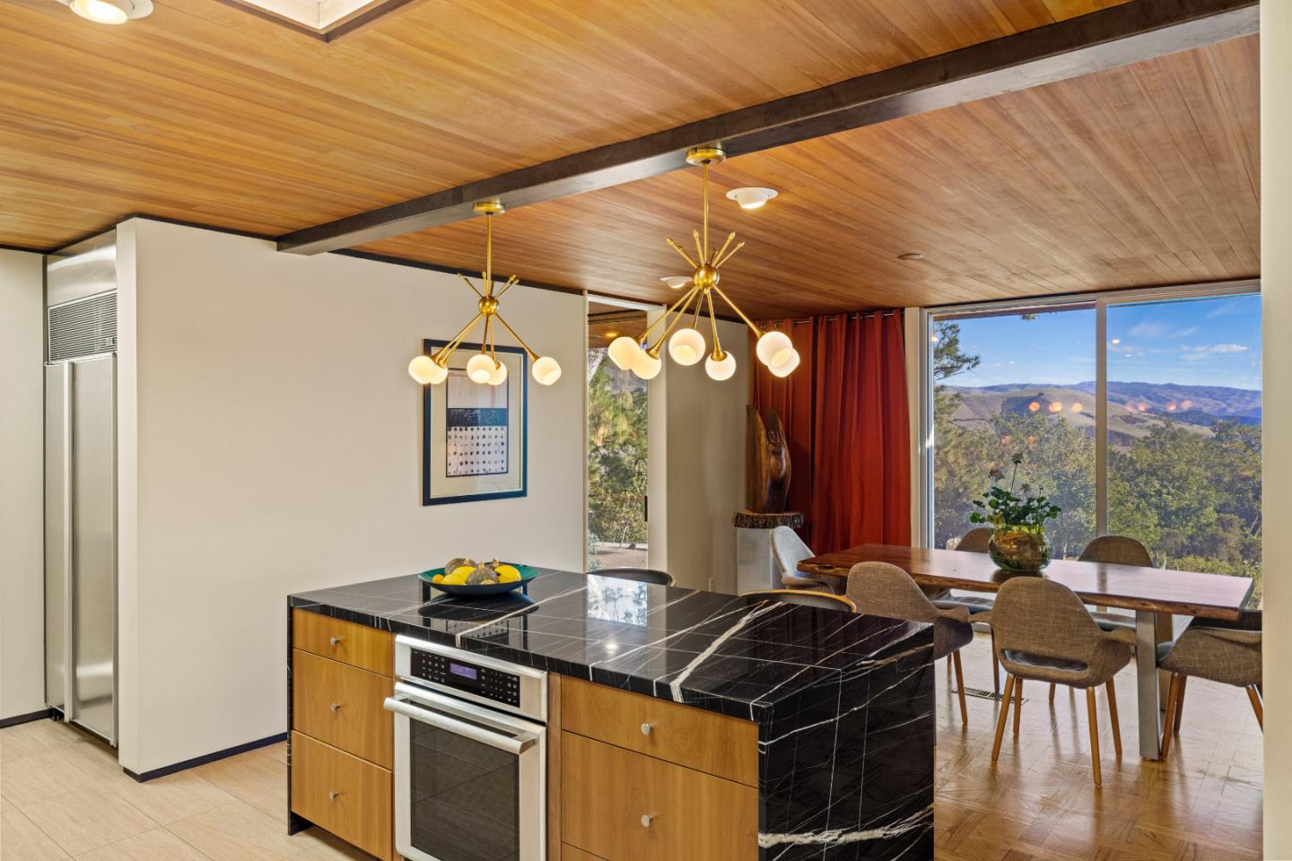 Detail Gallery Image 18 of 48 For 350 El Caminito Rd, Carmel Valley,  CA 93924 - 4 Beds | 3/1 Baths
