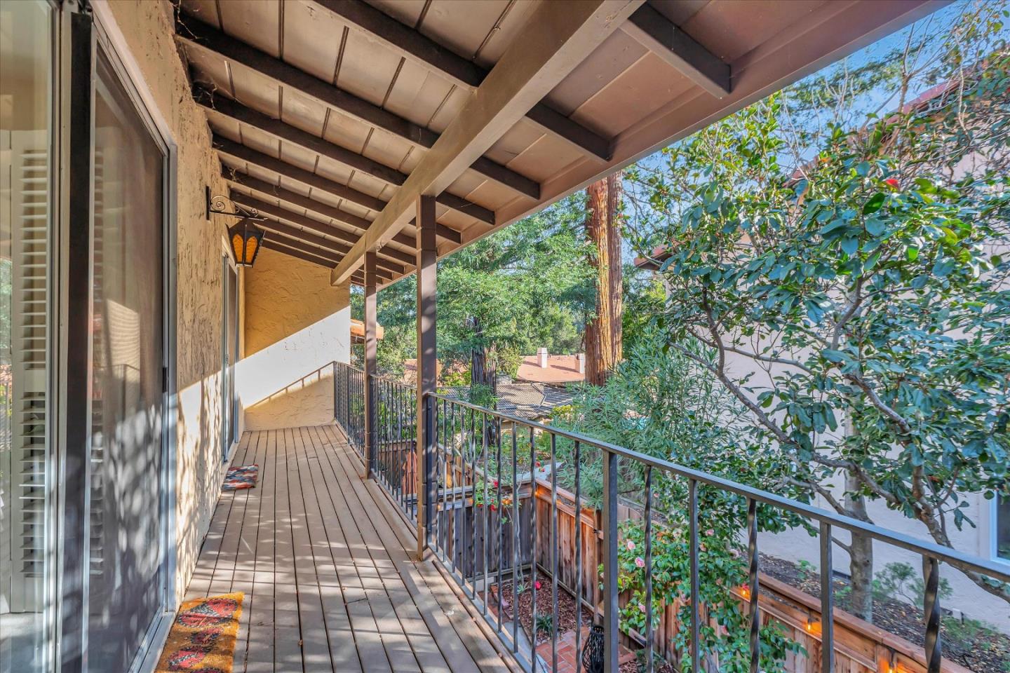 Detail Gallery Image 21 of 24 For 18400 Overlook Rd #8,  Los Gatos,  CA 95030 - 3 Beds | 2/1 Baths