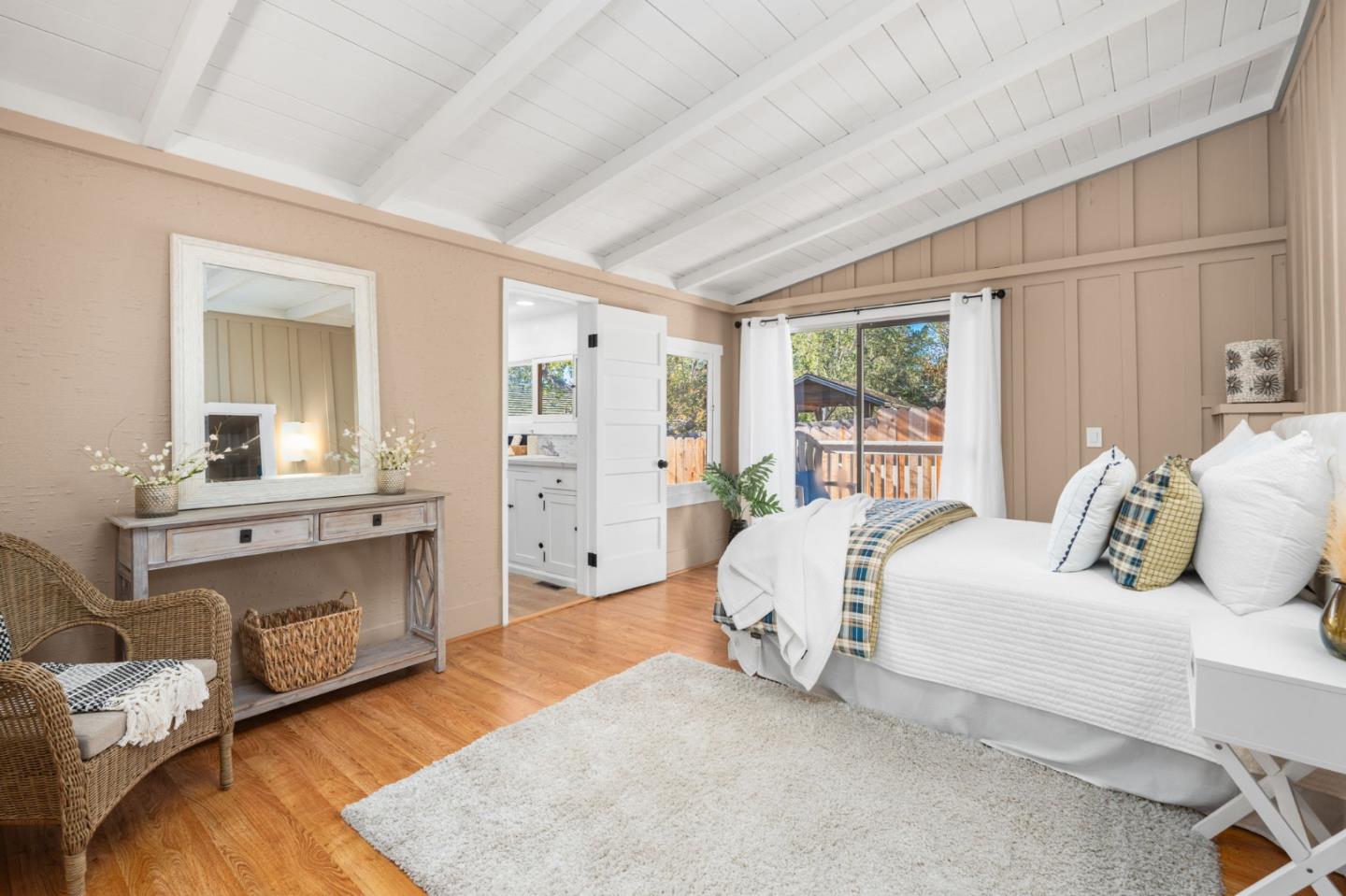 Detail Gallery Image 21 of 50 For 13th 2 Se Mission St, Carmel,  CA 93923 - 3 Beds | 2 Baths