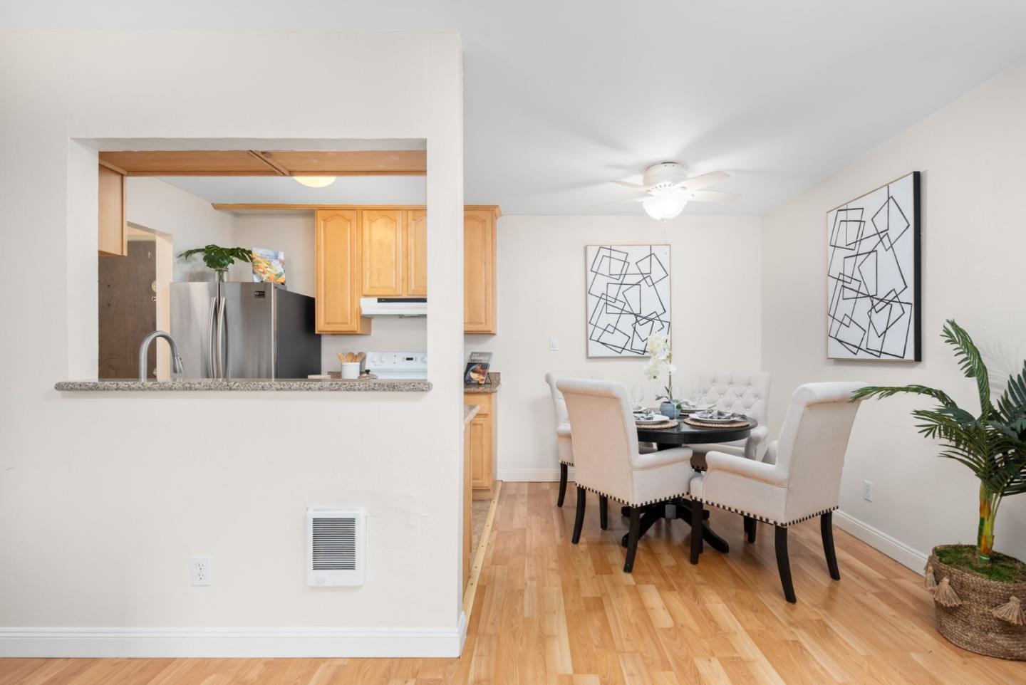 Detail Gallery Image 10 of 33 For 155 Pearl St #107,  Oakland,  CA 94611 - 1 Beds | 1 Baths