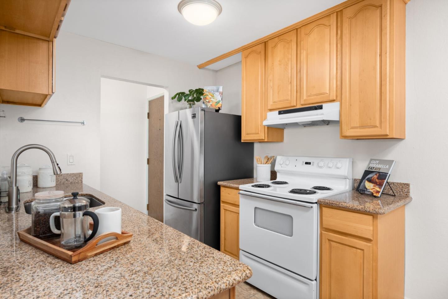 Detail Gallery Image 15 of 33 For 155 Pearl St #107,  Oakland,  CA 94611 - 1 Beds | 1 Baths