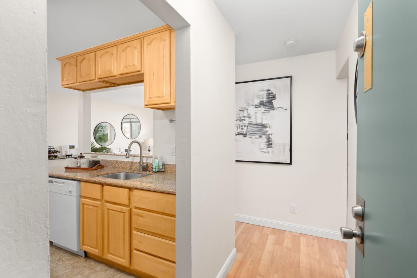 Detail Gallery Image 16 of 33 For 155 Pearl St #107,  Oakland,  CA 94611 - 1 Beds | 1 Baths