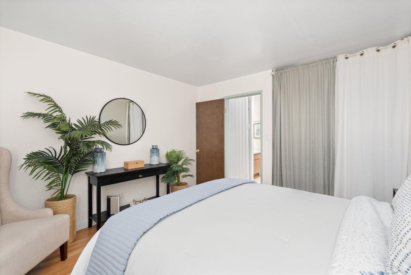 Detail Gallery Image 20 of 33 For 155 Pearl St #107,  Oakland,  CA 94611 - 1 Beds | 1 Baths