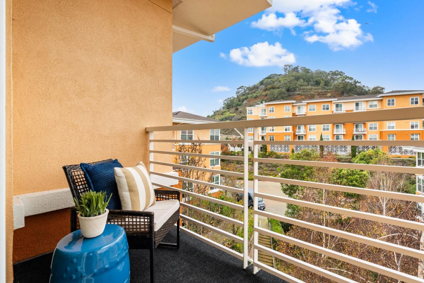 Detail Gallery Image 29 of 34 For 301 Crescent Ct #3402,  San Francisco,  CA 94134 - 2 Beds | 2 Baths