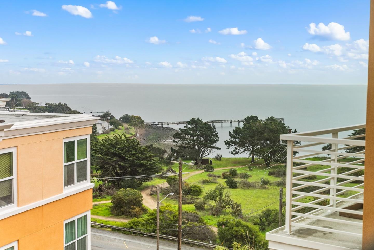 Detail Gallery Image 31 of 34 For 301 Crescent Ct #3402,  San Francisco,  CA 94134 - 2 Beds | 2 Baths