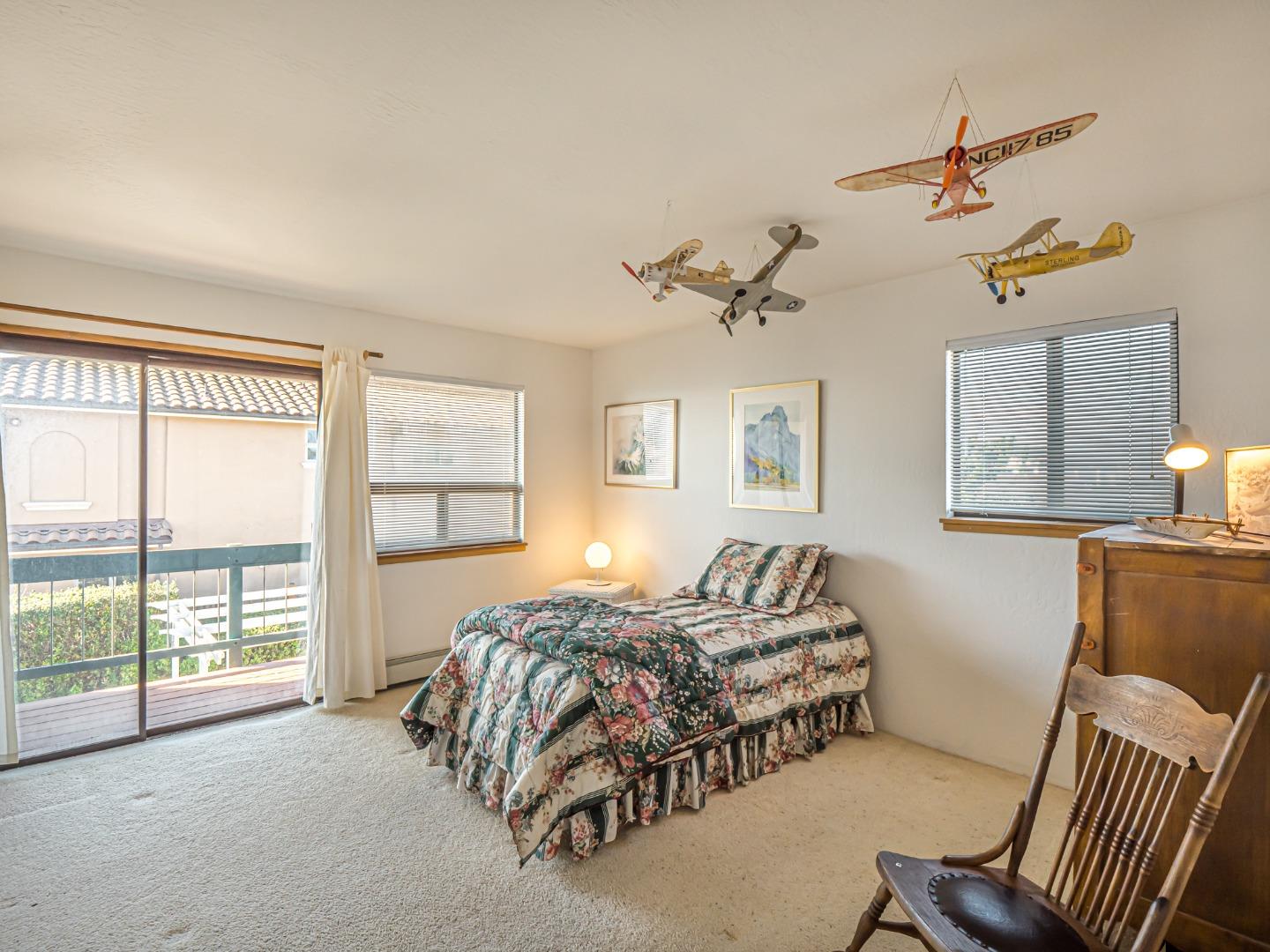 Detail Gallery Image 17 of 40 For 4360 Opal Cliff Dr, Santa Cruz,  CA 95062 - 3 Beds | 2 Baths