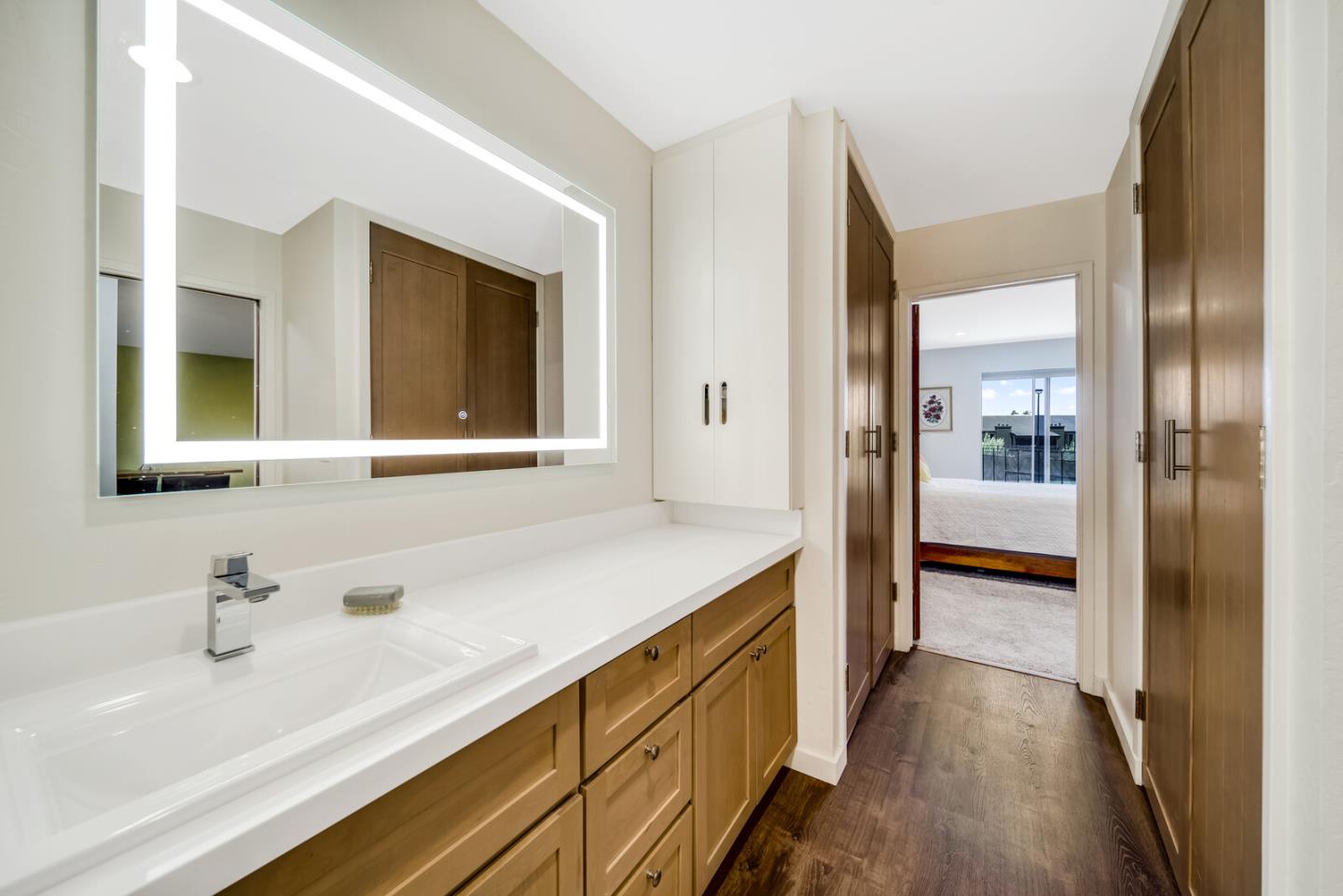 Detail Gallery Image 20 of 23 For 955 Shorepoint Ct #313,  Alameda,  CA 94501 - 1 Beds | 1 Baths