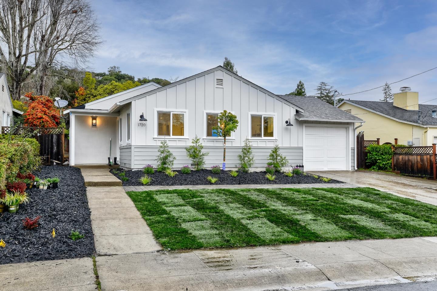 Detail Gallery Image 1 of 1 For 1720 Robin Whipple Way, Belmont,  CA 94002 - 3 Beds | 2/1 Baths