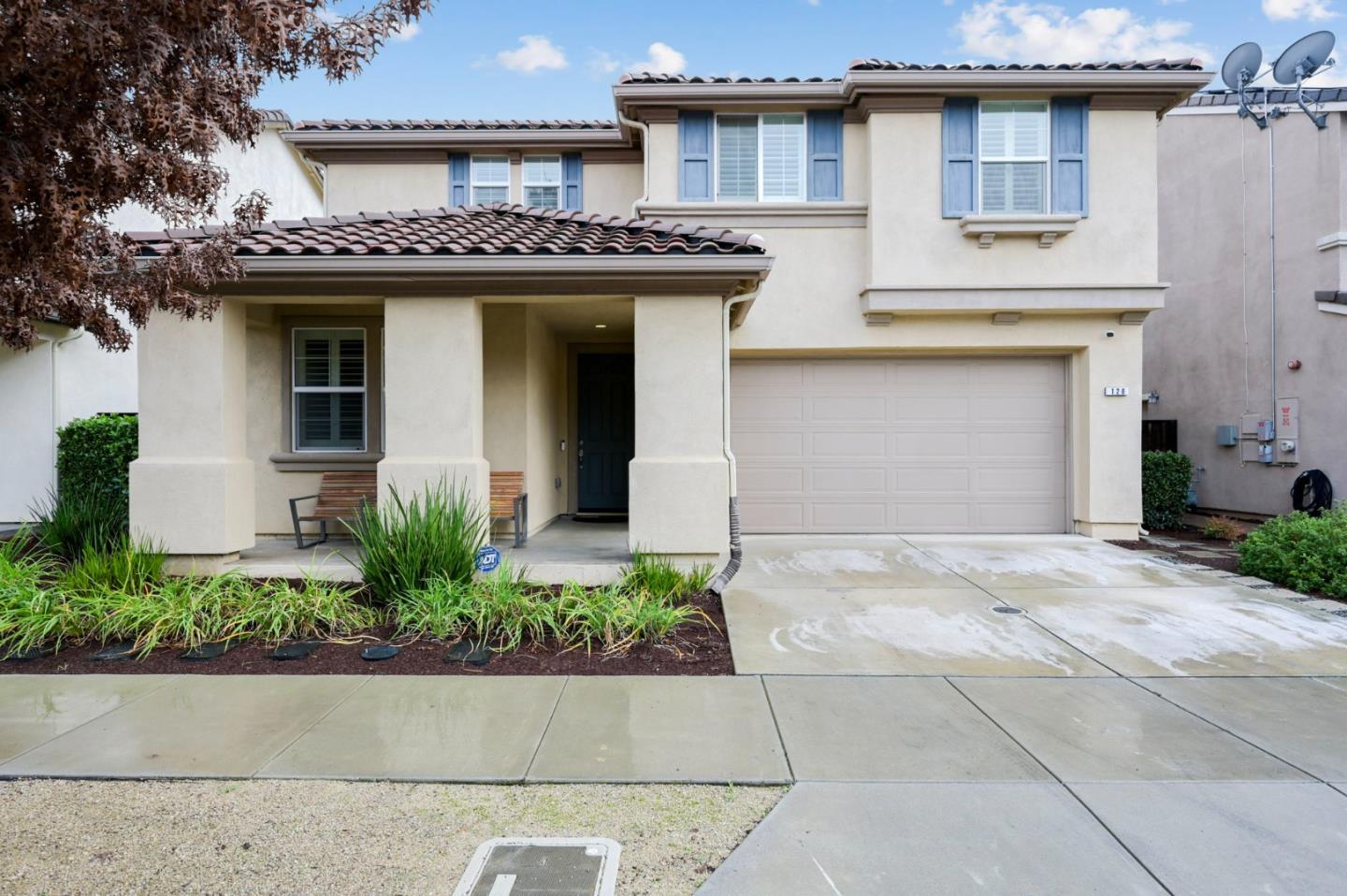 Detail Gallery Image 1 of 1 For 120 Palomino Pl, Gilroy,  CA 95020 - 4 Beds | 2/1 Baths