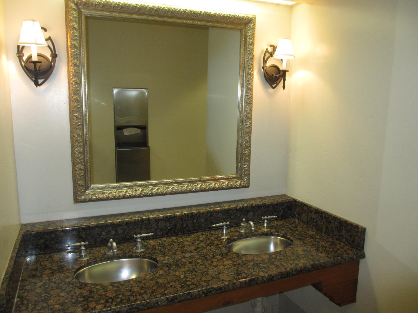 Detail Gallery Image 4 of 19 For 18525 Sutter Blvd #240,  Morgan Hill,  CA 95037 - – Beds | – Baths