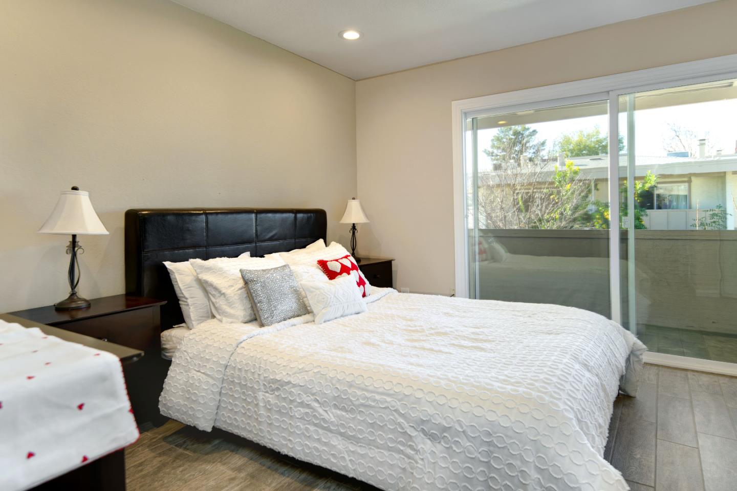 Detail Gallery Image 18 of 53 For 10399 Mary Ave, Cupertino,  CA 95014 - 2 Beds | 1/1 Baths