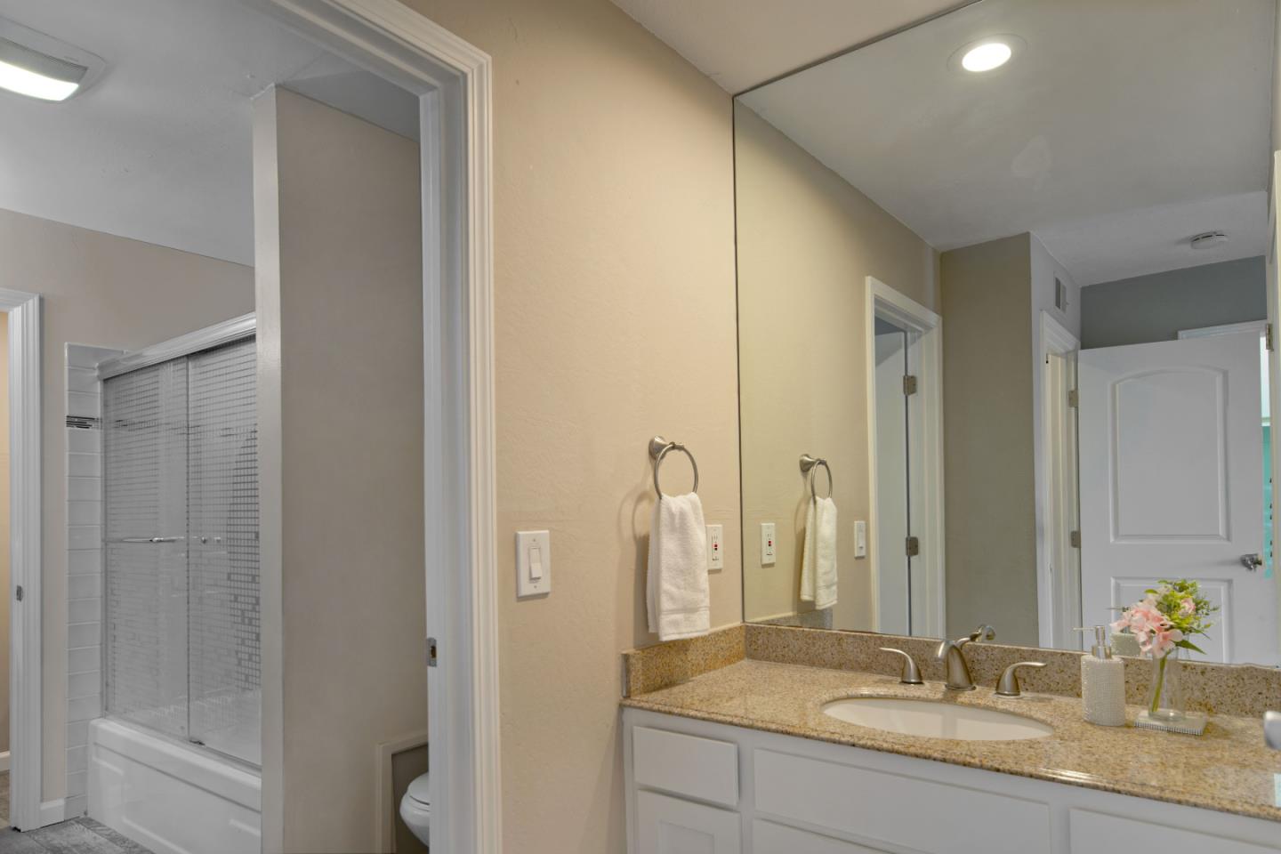 Detail Gallery Image 26 of 53 For 10399 Mary Ave, Cupertino,  CA 95014 - 2 Beds | 1/1 Baths