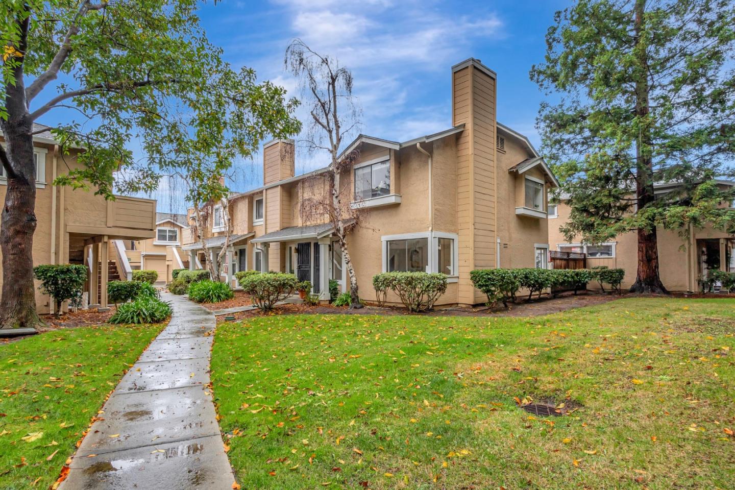 Detail Gallery Image 1 of 1 For 3567 Ivalynn Cir, San Jose,  CA 95132 - 2 Beds | 2/1 Baths