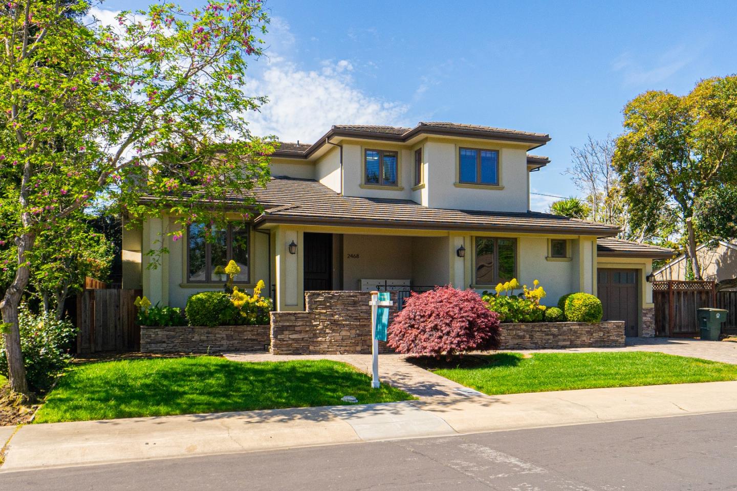 Detail Gallery Image 1 of 45 For 2468 Chabot Ter, Palo Alto,  CA 94303 - 4 Beds | 3/1 Baths