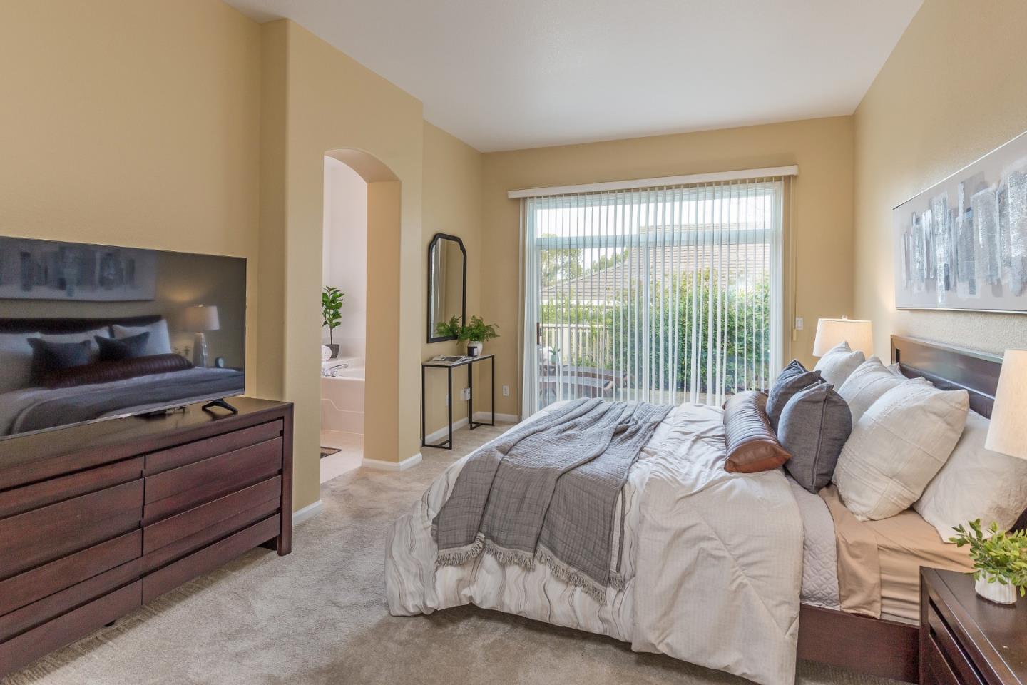 Detail Gallery Image 19 of 25 For 2033 Folle Blanche Dr, San Jose,  CA 95135 - 2 Beds | 2 Baths