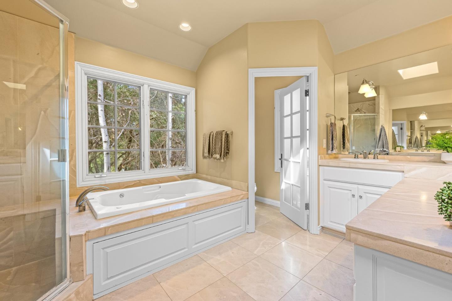 Detail Gallery Image 34 of 63 For 19392 Bainter Ave, Los Gatos,  CA 95030 - 6 Beds | 4 Baths