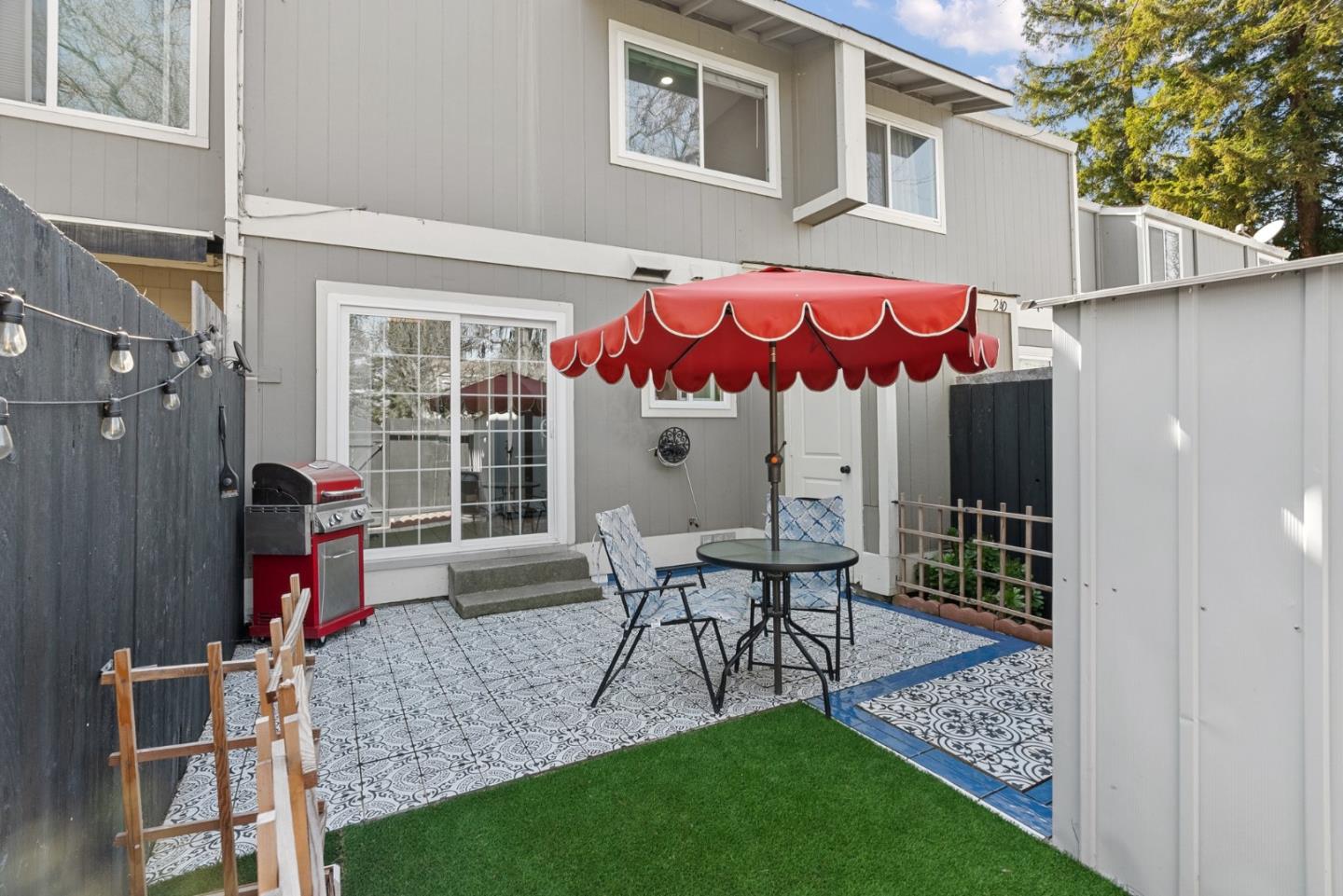 Detail Gallery Image 17 of 29 For 18224 Hale Ave #E,  Morgan Hill,  CA 95037 - 2 Beds | 1/1 Baths
