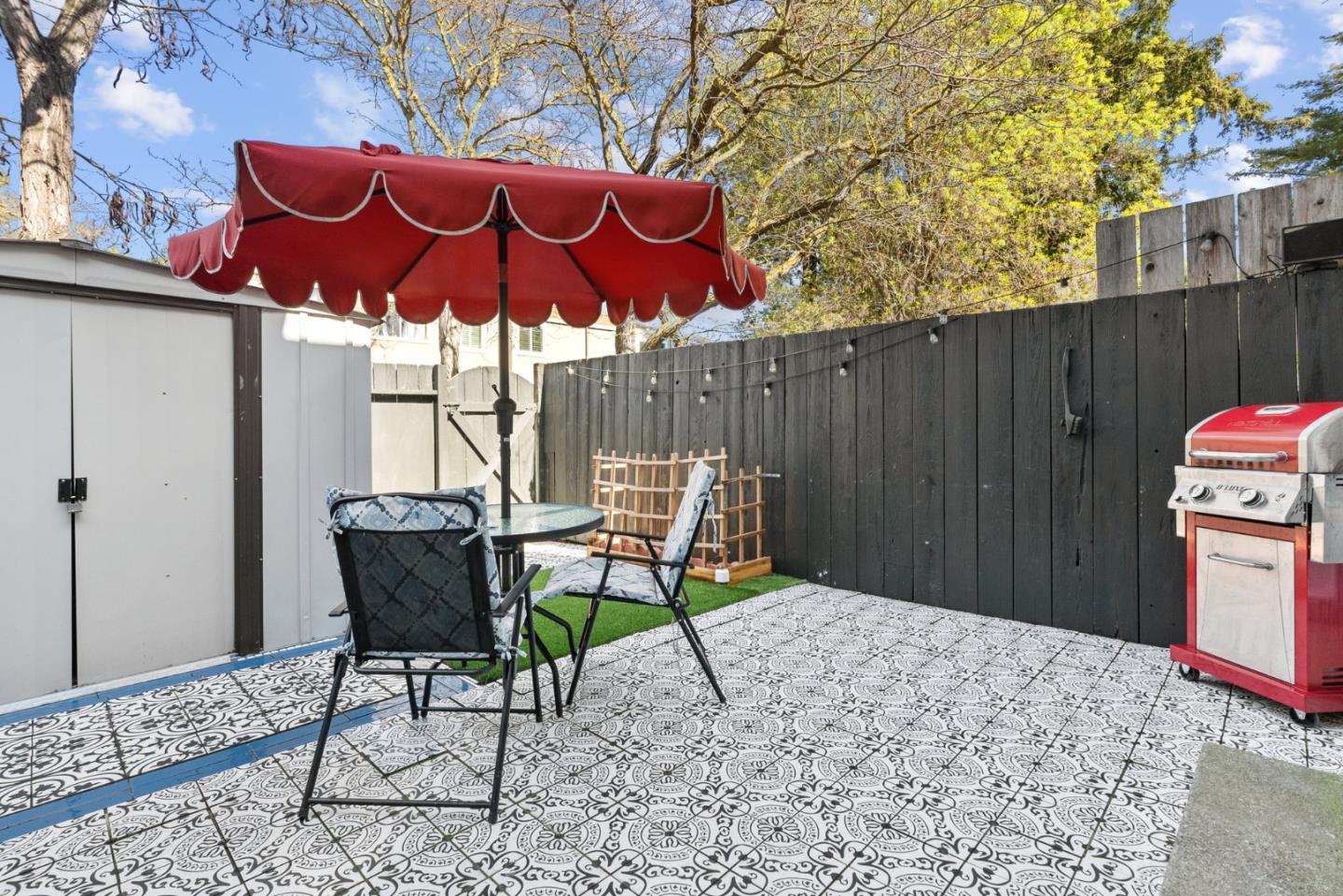 Detail Gallery Image 18 of 29 For 18224 Hale Ave #E,  Morgan Hill,  CA 95037 - 2 Beds | 1/1 Baths
