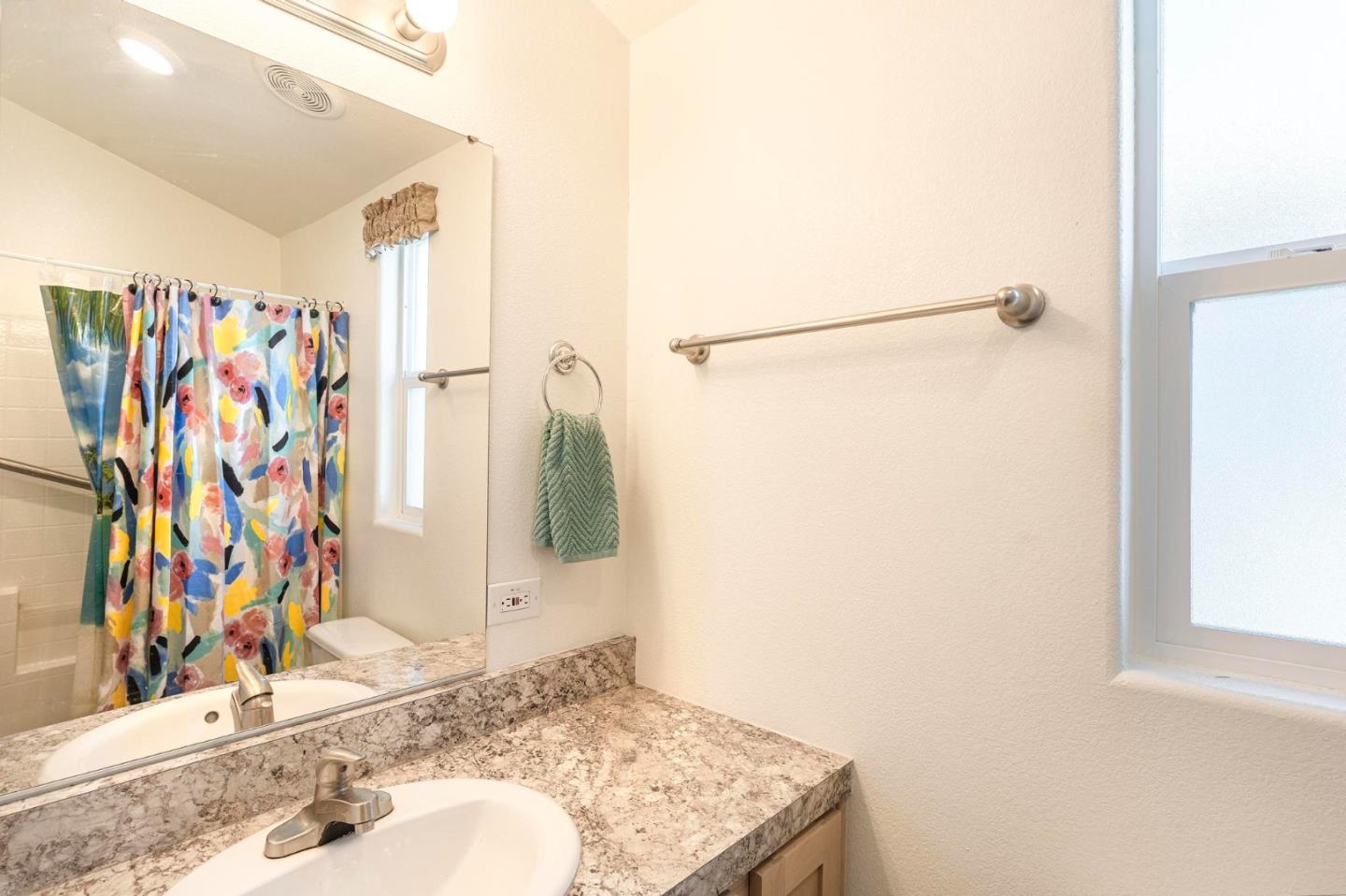 Detail Gallery Image 9 of 18 For 835 Kimball Ave #40,  Seaside,  CA 93955 - 1 Beds | 1 Baths