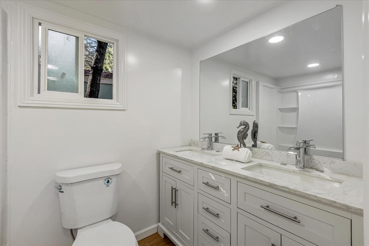 Detail Gallery Image 10 of 34 For 265 Brown Gables Rd #4,  Ben Lomond,  CA 95005 - 1 Beds | 1 Baths