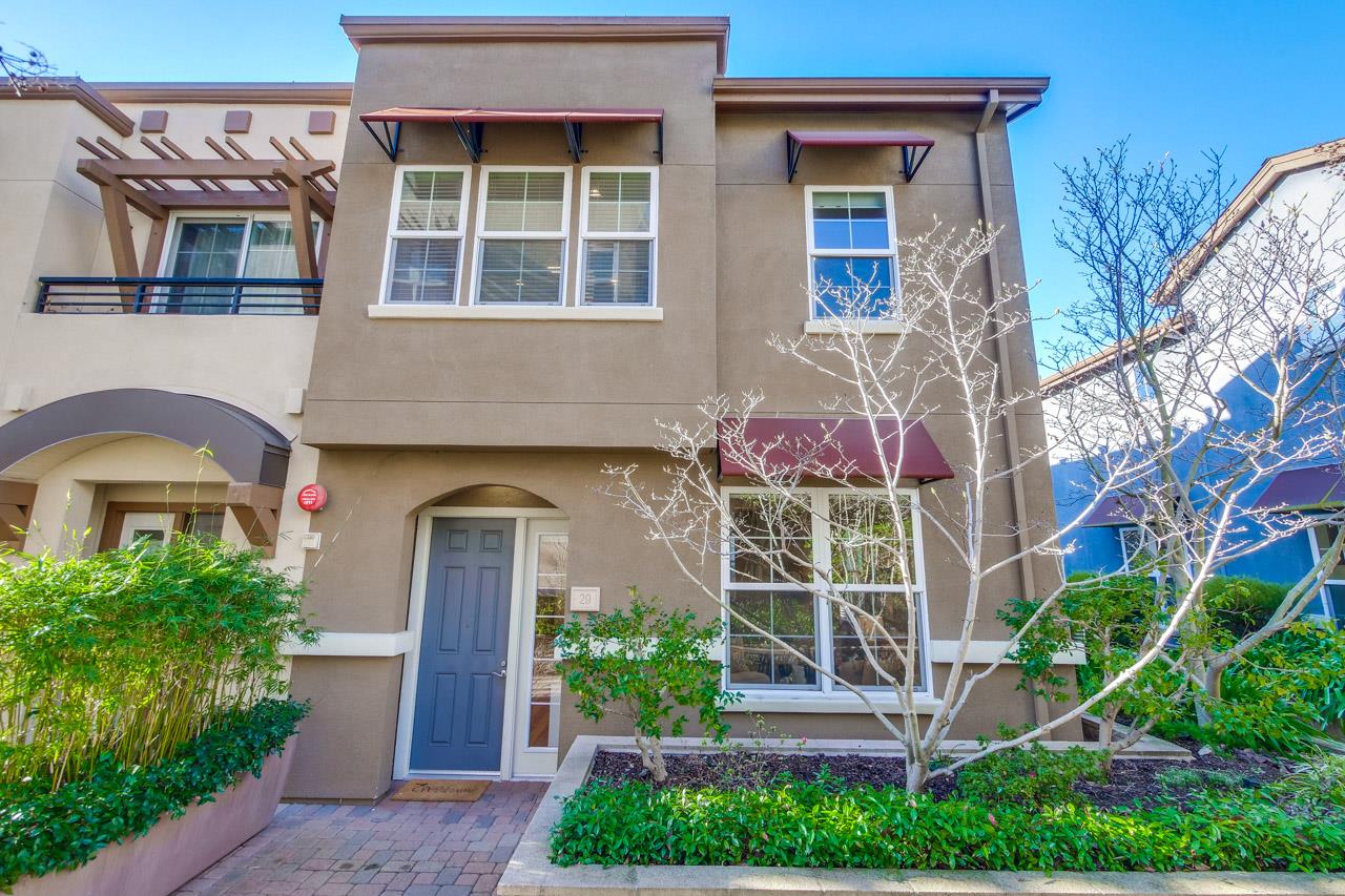 Detail Gallery Image 1 of 8 For 4388 El Camino Real #29,  Los Altos,  CA 94022 - 3 Beds | 2/1 Baths