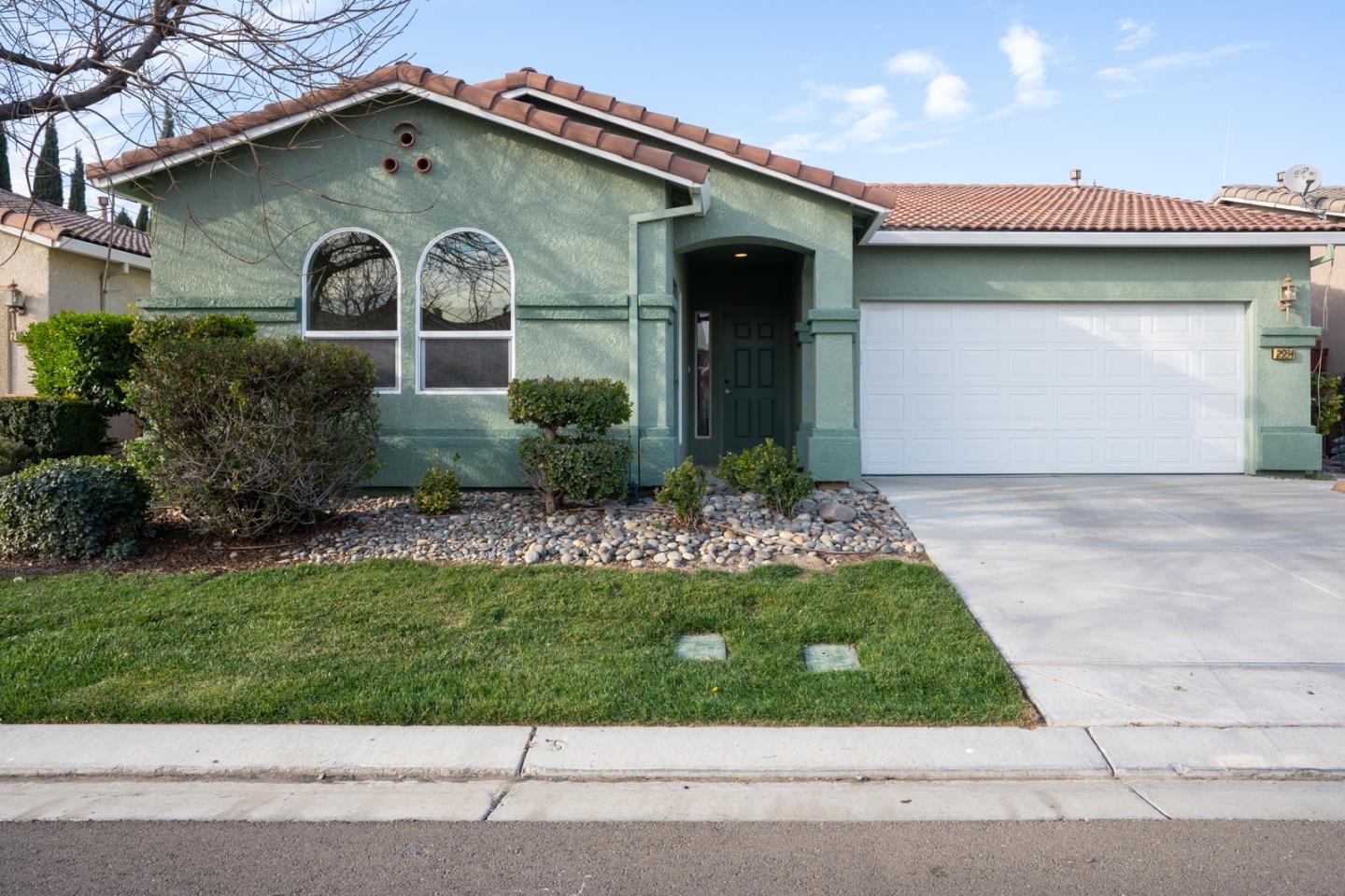 2934 Las Flores Circle, Los Banos, CA 