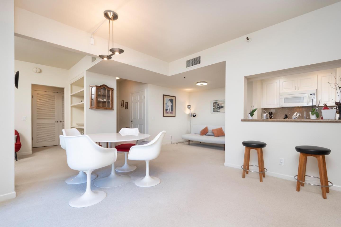 Detail Gallery Image 4 of 12 For 1 Baldwin Ave #707,  San Mateo,  CA 94401 - 1 Beds | 1 Baths