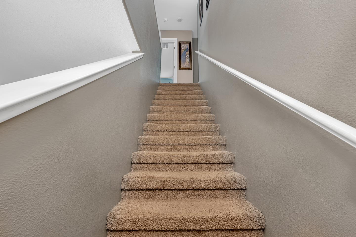 Detail Gallery Image 17 of 41 For 121 Meridian Ct, Los Banos,  CA 93635 - 5 Beds | 3/1 Baths
